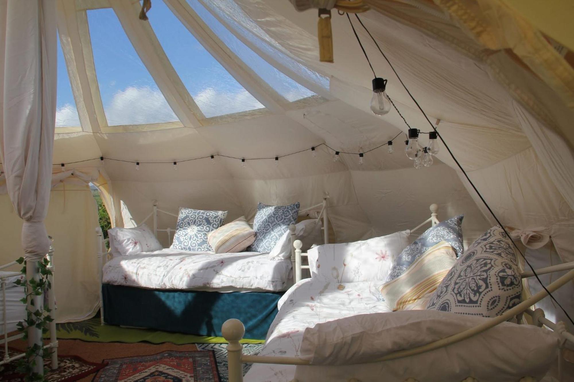 Tal-Y-Fan Farm 6M Stargazer Tent Bridgend  Exterior photo