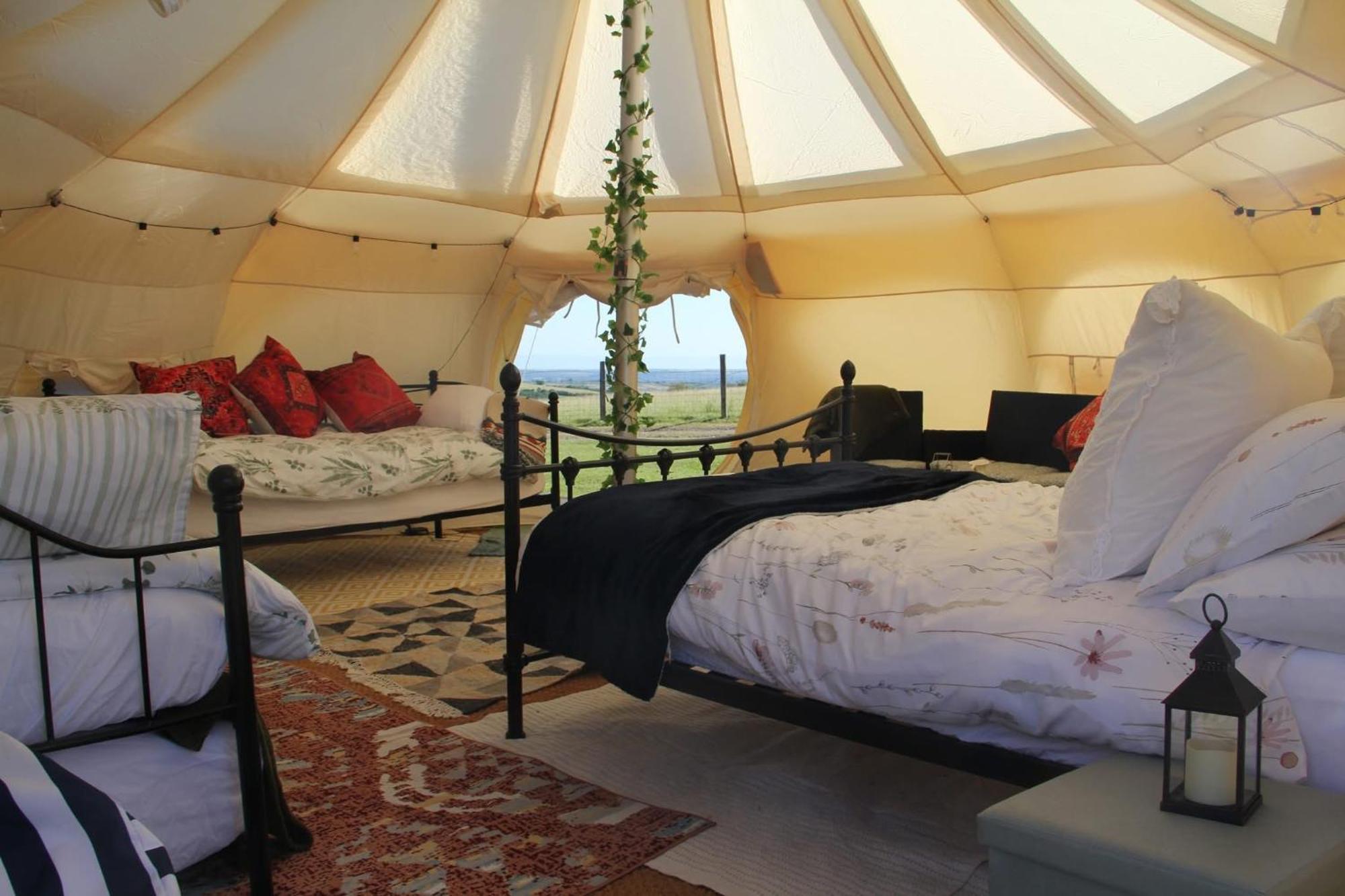Tal-Y-Fan Farm 6M Stargazer Tent Bridgend  Exterior photo