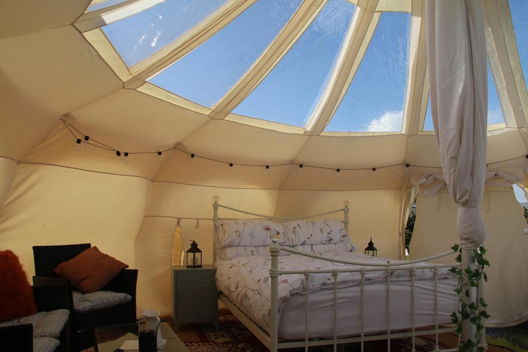 Tal-Y-Fan Farm 6M Stargazer Tent Bridgend  Exterior photo